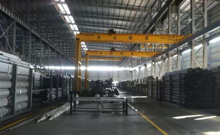 星空不锈钢管材配货仓库