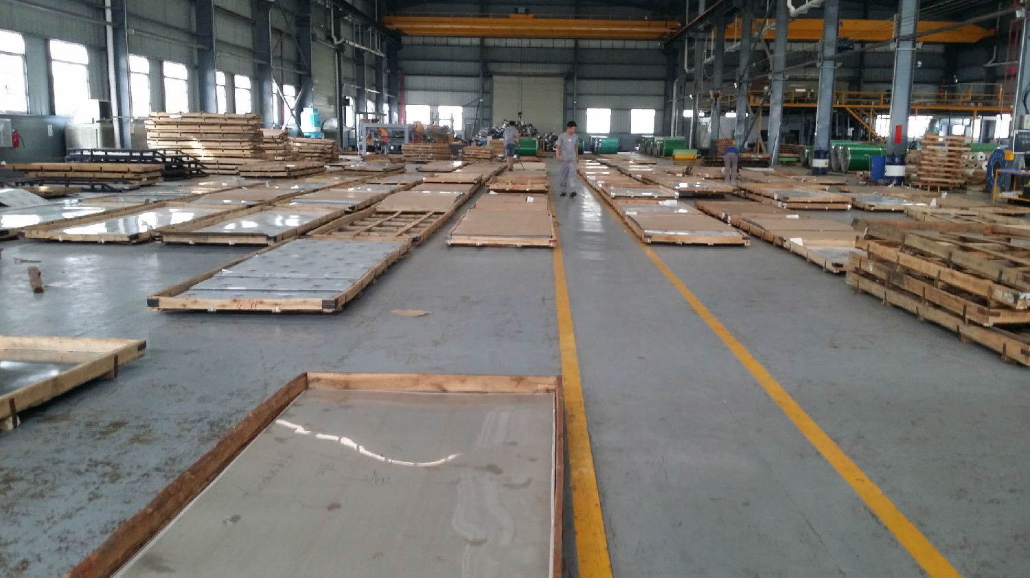 广东星空品牌不锈钢板材生产加工厂