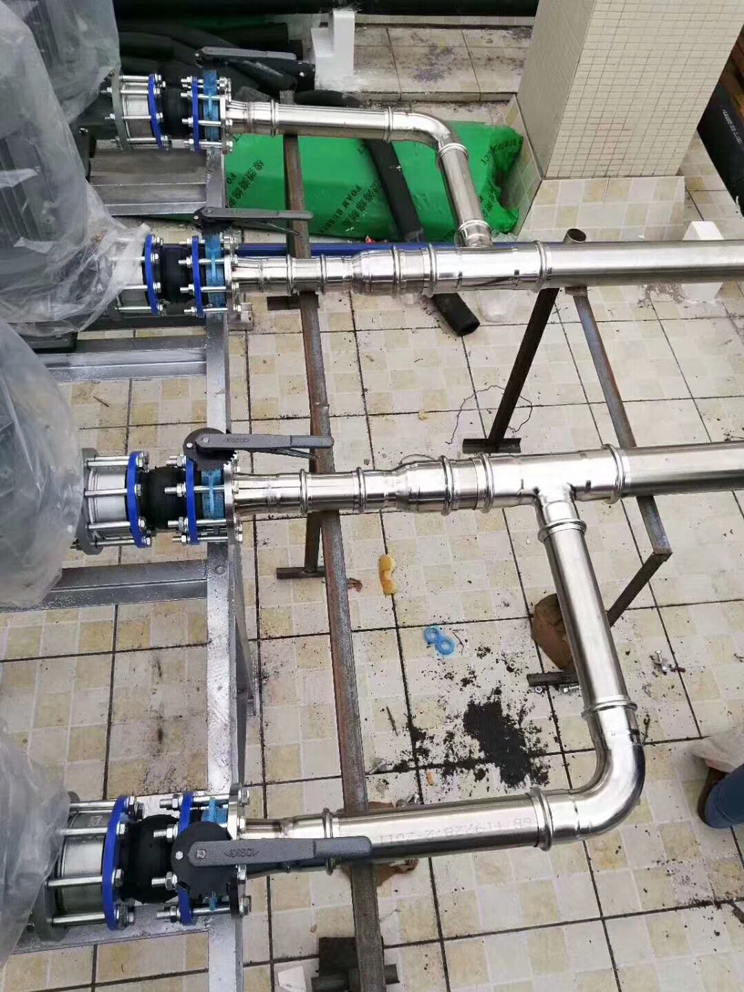 星空体育品牌双卡压式管件 星空体育品牌双卡压式管件