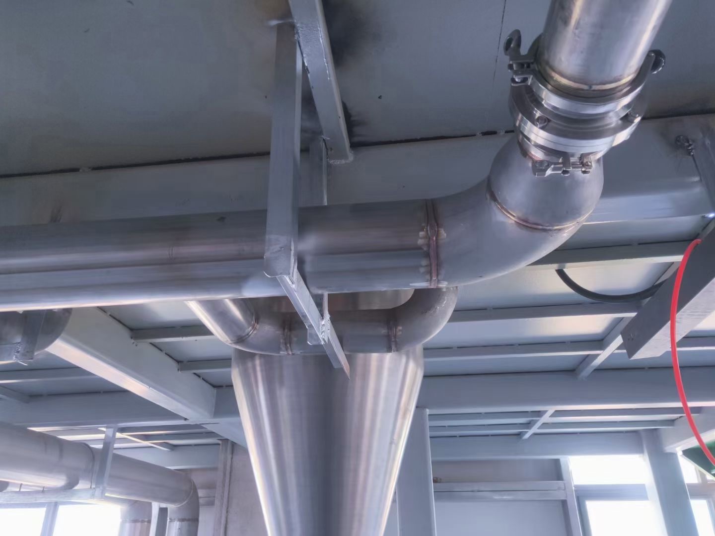 星空不锈钢工业管工程案例.jpg 星空不锈钢工业管工程案例.jpg