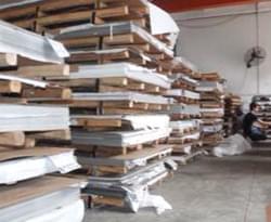 星空不锈钢板、钢带仓储环境