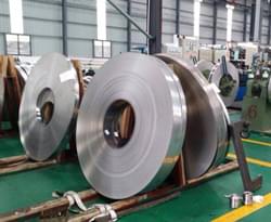 星空不锈钢板生产车间